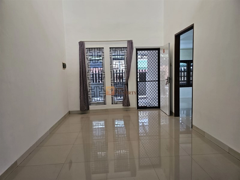 Jakarta Barat Disewakan Rumah 1,5 Lantai Jelambar Kav. Polri – Dekat Central Park, Trisakti & Bebas Banjir! 42 20251111_154643