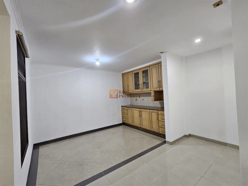 Jakarta Barat Disewakan Rumah 1,5 Lantai Jelambar Kav. Polri – Dekat Central Park, Trisakti & Bebas Banjir! 49 20251111_154924