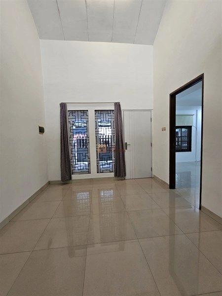 Jakarta Barat Disewakan Rumah 1,5 Lantai Jelambar Kav. Polri – Dekat Central Park, Trisakti & Bebas Banjir! 64 20251111_155301