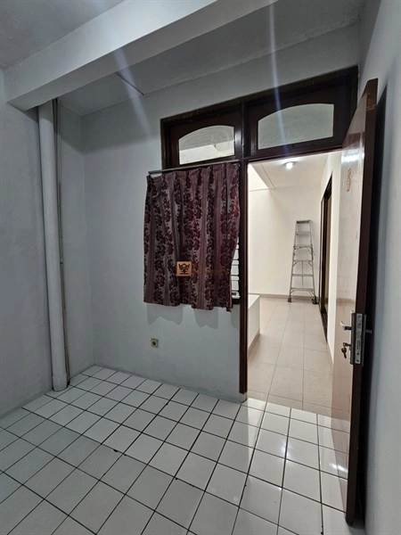 Jakarta Barat Disewakan Rumah 1,5 Lantai Jelambar Kav. Polri – Dekat Central Park, Trisakti & Bebas Banjir! 75 20251111_155545