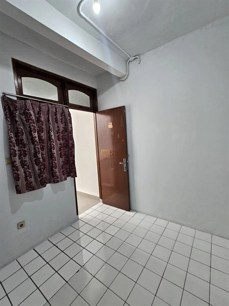 Jakarta Barat Disewakan Rumah 1,5 Lantai Jelambar Kav. Polri – Dekat Central Park, Trisakti & Bebas Banjir! 76 20251111_155556