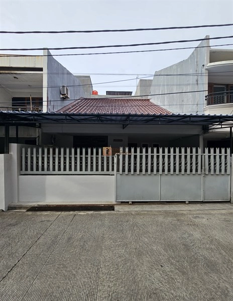 Jakarta Barat Disewakan Rumah 1,5 Lantai Jelambar Kav. Polri – Dekat Central Park, Trisakti & Bebas Banjir! 98 20251111_1605051