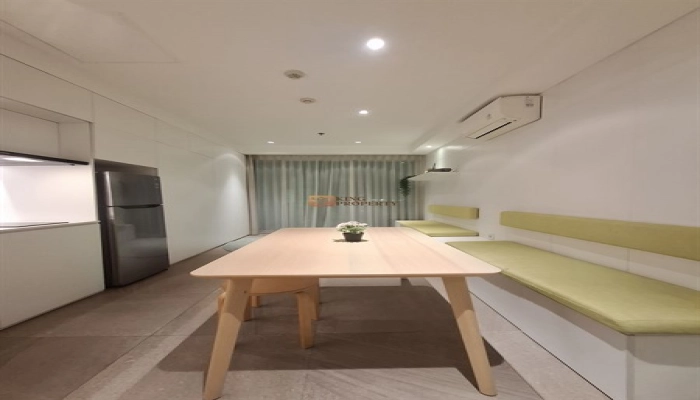 Jakarta Barat Disewakan 1BR AKR Gallery West – Scandinavian Minimalist, Unit Luas Convert 2BR Hook    39 20251112_181807