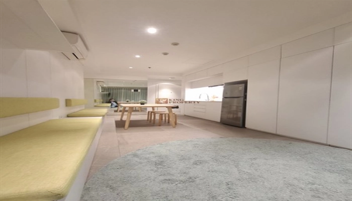 Jakarta Barat Disewakan 1BR AKR Gallery West – Scandinavian Minimalist, Unit Luas Convert 2BR Hook    43 20251112_181939