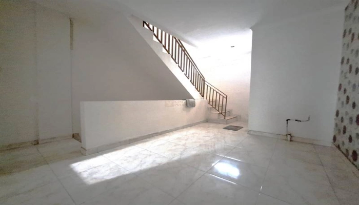 Jakarta Barat Disewakan ruko 3 lantai Jelambar – dekat Central Park Mall & kampus besar, lokasi strategis! 35 20260428_165948