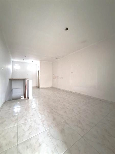 Jakarta Barat Disewakan ruko 3 lantai Jelambar – dekat Central Park Mall & kampus besar, lokasi strategis! 37 20260428_170049