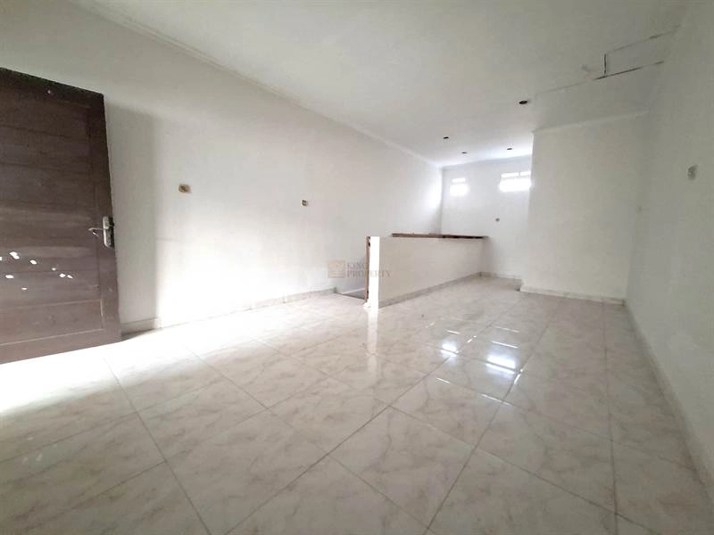 Jakarta Barat Disewakan ruko 3 lantai Jelambar – dekat Central Park Mall & kampus besar, lokasi strategis! 38 20260428_170102