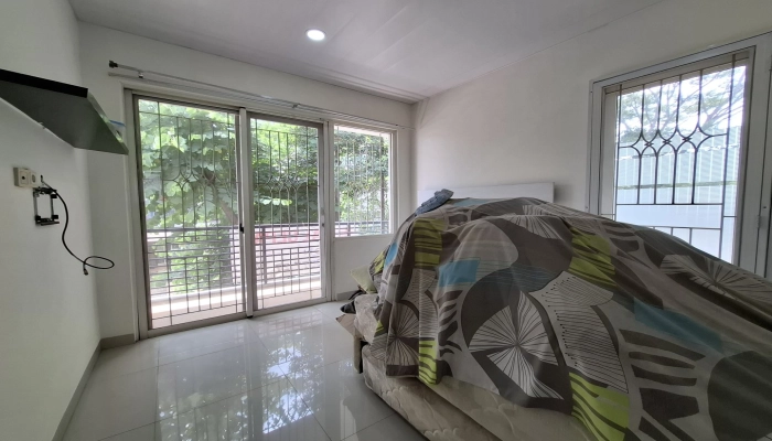 Jakarta Barat Dijual Rumah Hoek 2 Lt Selesai Renov 9x16 puri mansion Jakarta Barat 26 21