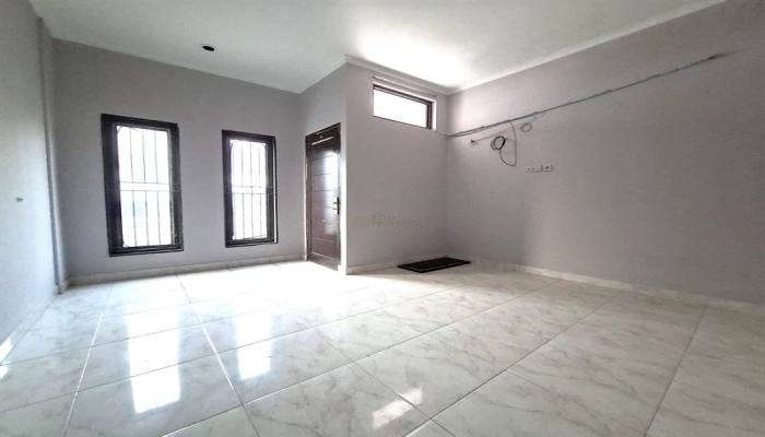 Jakarta Barat Disewakan ruko 3 lantai Jelambar – dekat Central Park Mall & kampus besar, lokasi strategis! 21 21