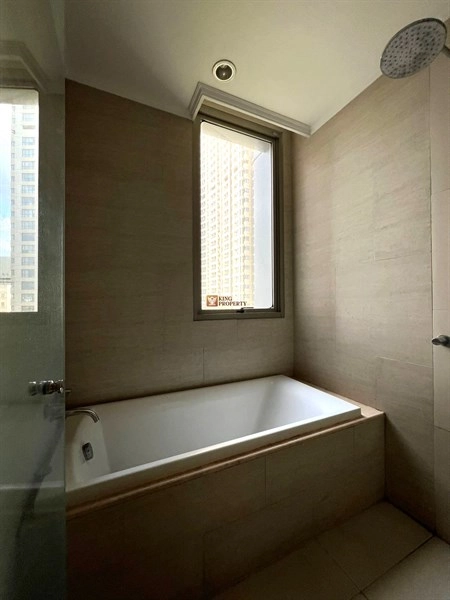 Taman Anggrek Residence Private Lift, Disewa 3 BR Condominium Taman Anggrek Residences, Interior Modern Minimalis Elegan, Akses Langsung ke Mall Taman Anggrek  21 22