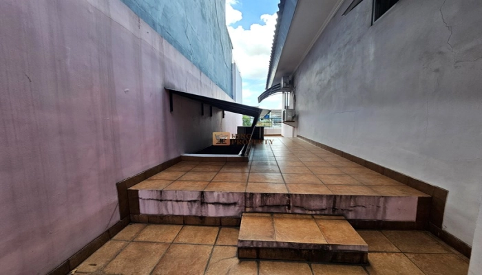 Jakarta Barat Dekat Tol Kebon Jeruk, Dijual Rumah Tosiga Strategis di Duri Kepa SHM 23 22