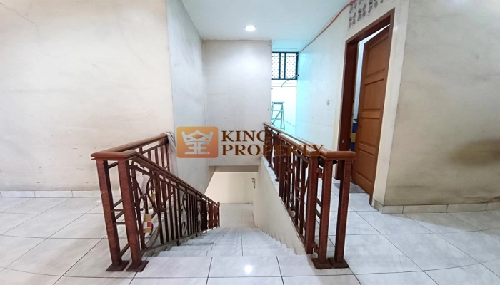 Jakarta Barat Hunian Strategis! Rumah 2 Lantai di Ratu Cempaka Timur II SHM 11 22