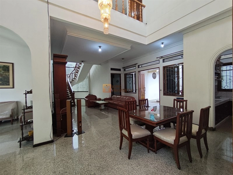 Jakarta Barat Rumah Siap Huni 2 Lantai di Joglo, Kembangan Dekat Sekolah Internasional & Mall Puri Indah!   24 23