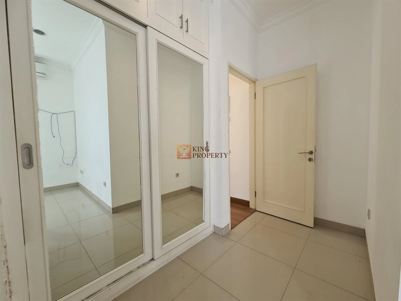 Jakarta Barat Cluster Hawaii Puri Mansion Rumah Luas Furnish Akses Mudah ke Tol JORR! 25 24
