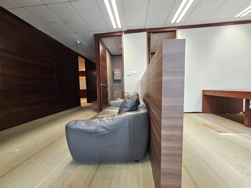 Jakarta Selatan Lokasi Emas, Dijual Office Space Equity Tower SCBD Interior 221m2 25 24