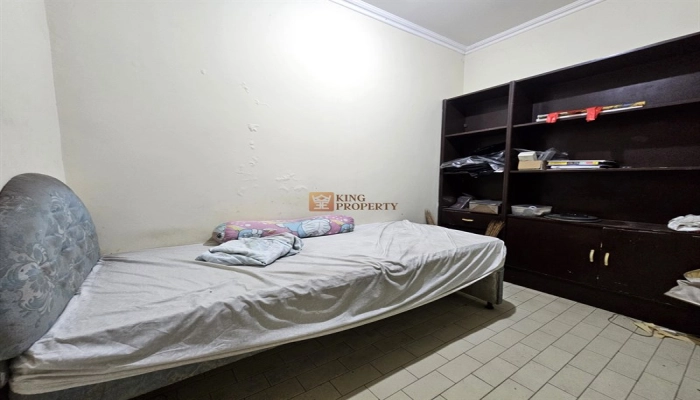 Jakarta Barat Dekat Tol Kebon Jeruk, Dijual Rumah Tosiga Strategis di Duri Kepa SHM 25 24