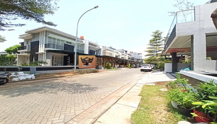 Jakarta Barat Investasi Aman! Rumah SHM Green Mansion 120m² di Green Diamond<br> 25 25