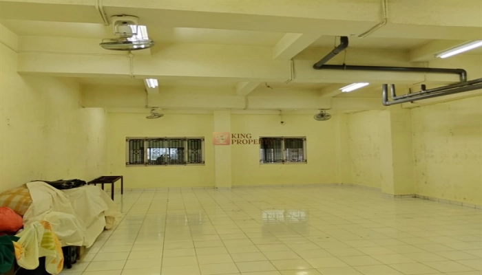 Jakarta Pusat Lokasi Strategis, Dijual Gedung Cideng Barat 721m2 Bisa Untuk Kantor 24 25