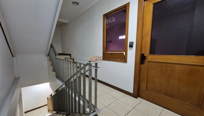 Jakarta Pusat Langka! Ruko 5 Lantai Furnish Cocok untuk Café, Resto, dan Bisnis 27 26