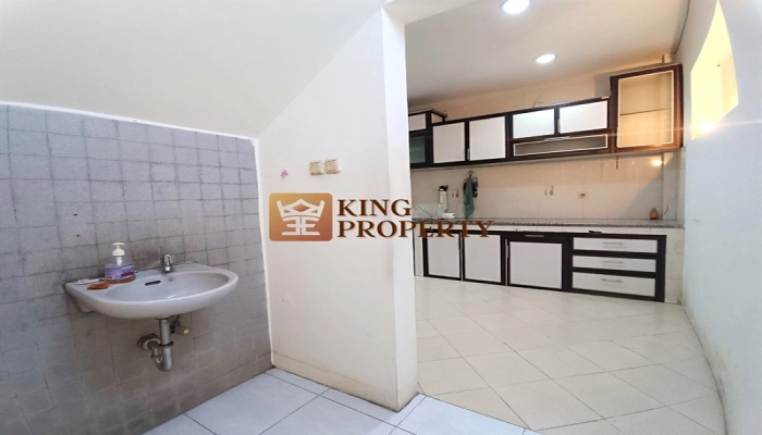 Jakarta Barat Hunian Strategis! Rumah 2 Lantai di Ratu Cempaka Timur II SHM 16 27