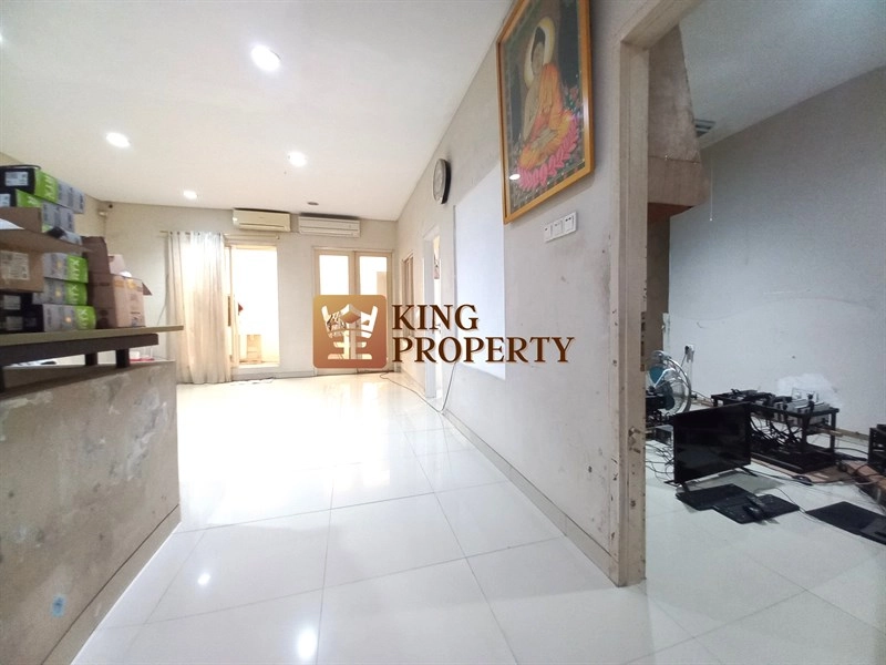 Jakarta Barat Recommend Murah! 2 Lantai Rumah Puri Mansion Buckingham Kembangan SHM <br> 27 27