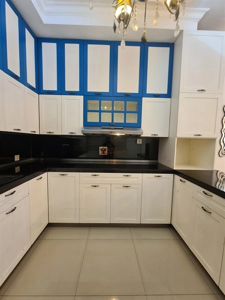 Jakarta Barat Cluster Hawaii Puri Mansion Rumah Luas Furnish Akses Mudah ke Tol JORR! 4 3
