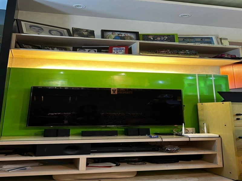 Royal Mediterania Royal Mediterania 2BR – Industrial Loft + Moody Lighting, Siap Huni | Dekat Neo Soho & APL Tower 3 3