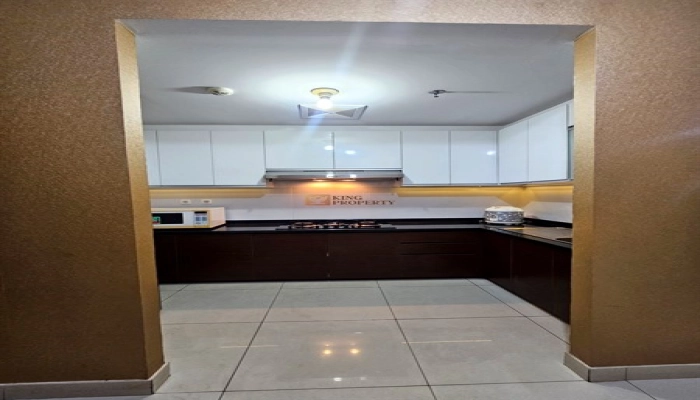 Central Park Unit Strategis, 2BR Condominium Central Park Residence Furnished 4 3