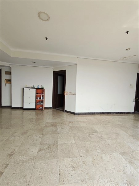 Jakarta Barat Spacious 3BR Apartment Slipi 118m² – Prime Location Near Sudirman, Senayan & Central Park Area 3 3
