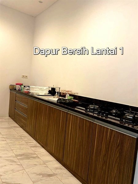 Jakarta Pusat Private Lift! Dijual Townhouse 5 Lantai di Springhill Golf Residences  24 3