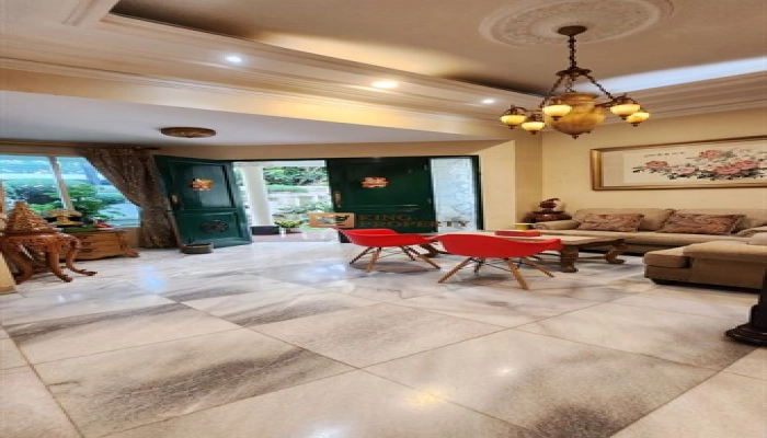 Jakarta Barat Rare Unit! Rumah 2 Lantai di Puri Kembang Ayu – Desain Elegan, SHM   4 3