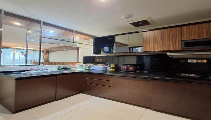 Central Park Modern Luxury Living Style, 2BR Central Park Residence, Balkon Luas & City View, Dekat Mall Central Park & Taman Anggrek, Grogol Jakbar 3 3