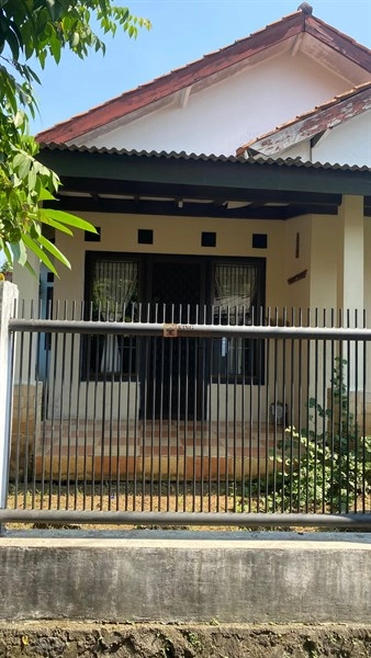 Jakarta Selatan Bebas Banjir, Dijual Rumah Muara Dalam Jagakarsa 273m2 SHM 4 3