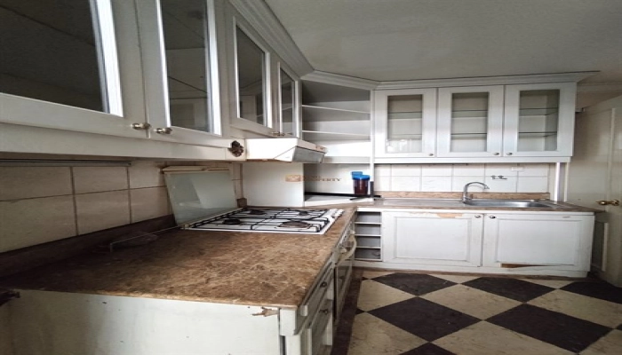 Jakarta Barat Elegant Classic 2BR Apartment Slipi 118m² – Prime Location Near Sudirman, Senayan & Central Park 3 3