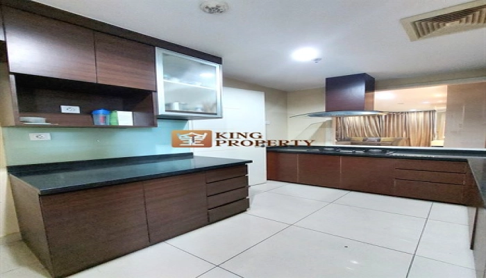 Central Park Jual Cepat! Condominium Central Park Residence 3BR+ Interior Tertata  4 3