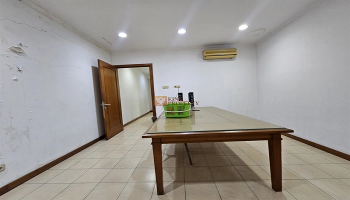 Jakarta Pusat Langka! Ruko 5 Lantai Furnish Cocok untuk Café, Resto, dan Bisnis 32 31