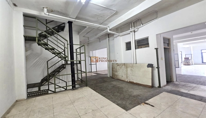Jakarta Barat Disewakan Ruko Gandeng Muwardi 4,5 Lantai, Ada Lift & Parkir Luas! 31 32