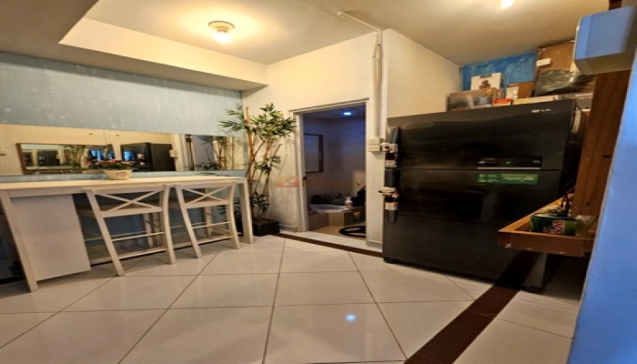 Royal Mediterania Special Unit, 2BR Hook Mediterania Garden 2 Furnish Tanjung Duren   5 4