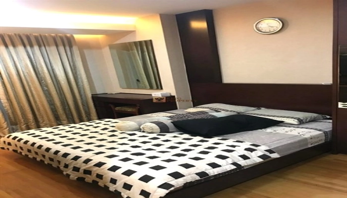 Jakarta Pusat Dekat dengan Grand Indonesia, 3BR Apartemen Cosmo Mansion Furnished 6 4