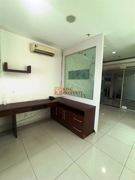 Jakarta Pusat Ruang Kantor Dijual The Boulevard Full Furnish Murah Area Strategis<br> 5 4