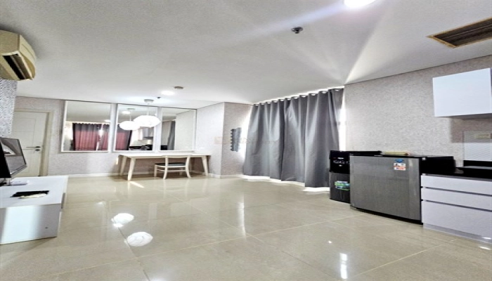 Madison Park Disewakan Madison Park 2BR Luxury Minimalist Design, Ready Huni Dekat Central Park 4 4