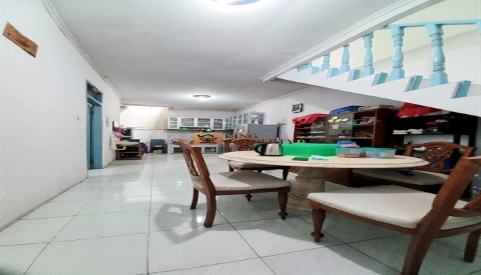 Jakarta Barat Tinggal Masuk! Rumah Full Bangunan SHM Empang Bahagia, Bebas Banjir<br><br> 5 4