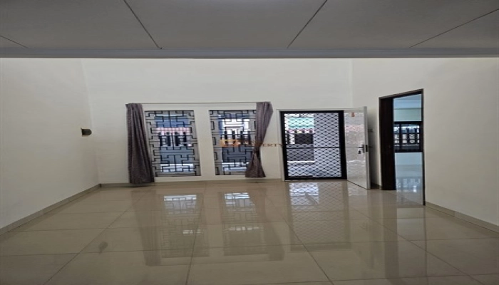 Jakarta Barat Disewakan Rumah 1,5 Lantai Jelambar Kav. Polri – Dekat Central Park, Trisakti & Bebas Banjir! 4 4
