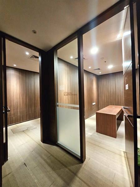 Jakarta Selatan Lokasi Emas, Dijual Office Space Equity Tower SCBD Interior 221m2 5 4
