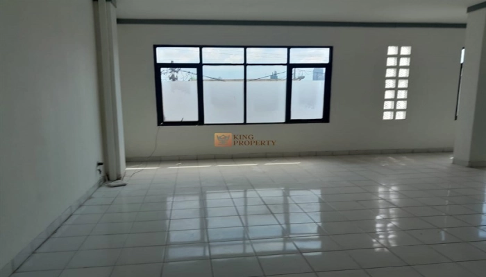 Jakarta Pusat Lokasi Pinggir Jalan, Ruko Belawan Cideng 2 Lantai Unfurnished 4 4