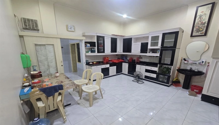 Jakarta Utara Dijual BU! Rumah Taman Permata Indah 2 Lantai Modern Minimalis Dekat Tol & Pasar Teluk Gong, Kuliner, GBI Rock Pantai Indah Kapuk, Dekat Kompleks Taman Duta Mas Jelambar   <br> 4 4