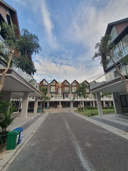 Bodetabek Rare Unit! Osaka Residences PIK 2 – Modern Tropical Japanese, 3 Lantai, Dekat Tokyo Hub & Pantai Pasir Putih  4 4