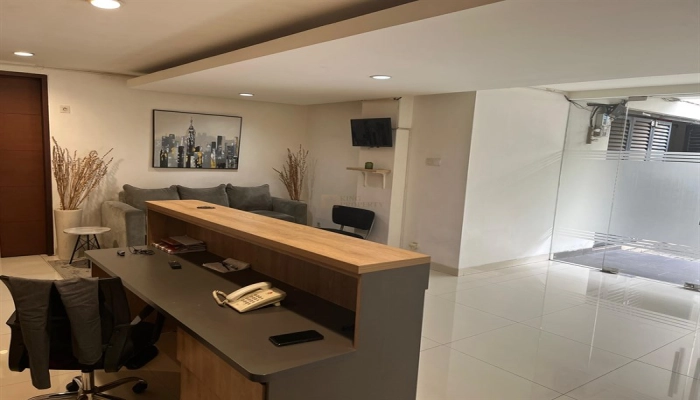 Jakarta Selatan Disewakan Ruang Usaha Premium Radio Kebayoran Baru – Dekat Blok M & MRT 4 4