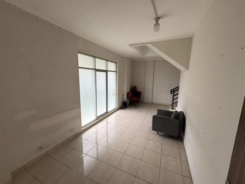 Jakarta Barat Ruko Modern Industrial Commercial 4 Lantai – Lokasi Emas Dekat Daan Mogot & Stasiun Kalideres 3 4