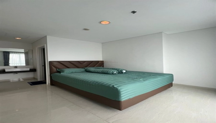 Madison Park Modern Minimalist Clean 2BR Grand Madison – Dekat Central Park & Taman Anggrek 4 4